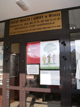 Wejście do UMiG w Mroczy